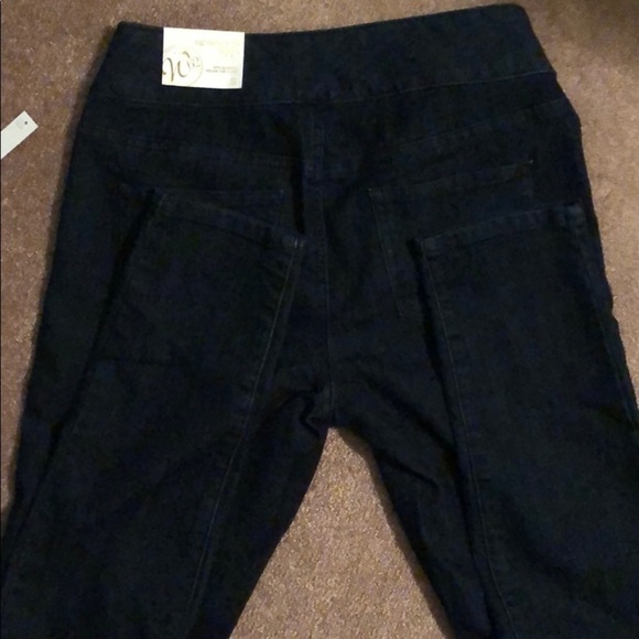 NWT W 62 Signature Fit Jegging - Picture 5 of 5
